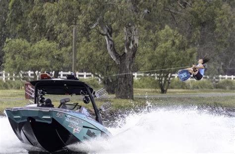 Top 10 Best Wakeboard Boats in the World Right Now [2024 Update]