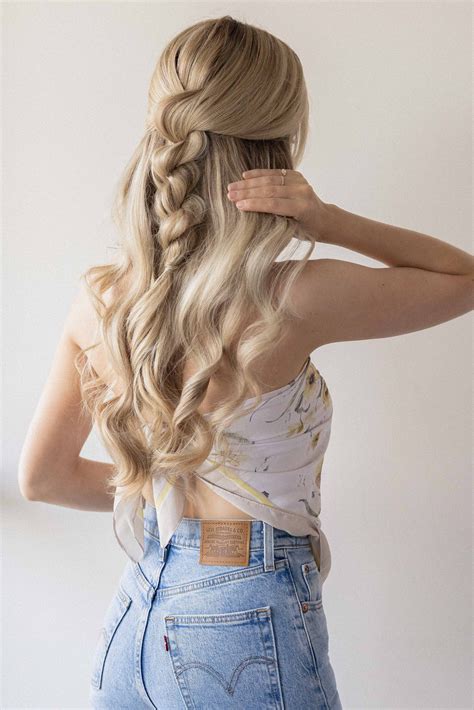 3 CUTE + EASY SUMMER HAIRSTYLES 2020 🍒 - Alex Gaboury | Belle coiffure, Coiffures frisées, Idées ...