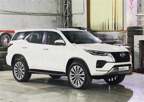 2021 Toyota Fortuner Looks Dapper With 22-Inch Aftermarket Rims