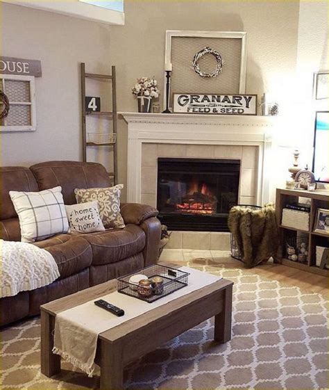 10+ Farmhouse Living Room With Brown Leather Couch