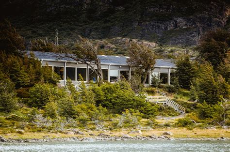 Hotel Lago Grey Torres del Paine | Patagonia Lodges | Far South Exp