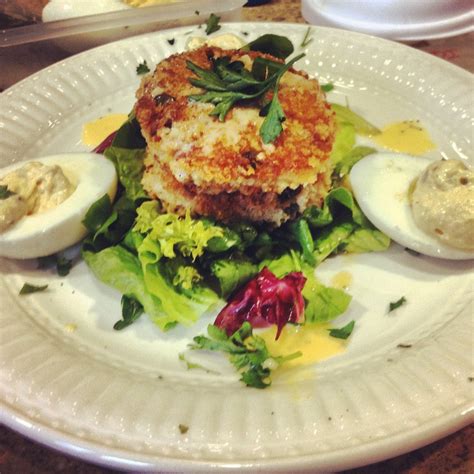 My finals judged plate for Masterchef auditions today! Crabs cakes over a salad with a homemade ...