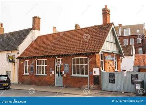 Exterior of the White Hart Pub in Aldeburgh. UK Editorial Photography ...