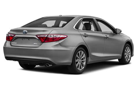 2016 Toyota Camry Hybrid - Price, Photos, Reviews & Features