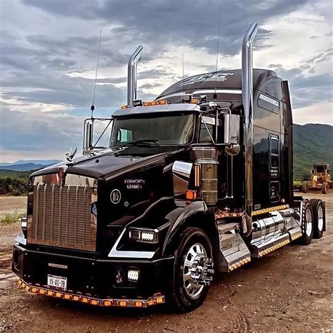 Buddy_Country_Music on Instagram: “#Repost @trucks_mx Kenworth T800 🇲🇽 ...