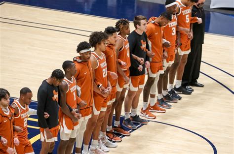 Texas Basketball: Check out these images from the Longhorns 72-70 win