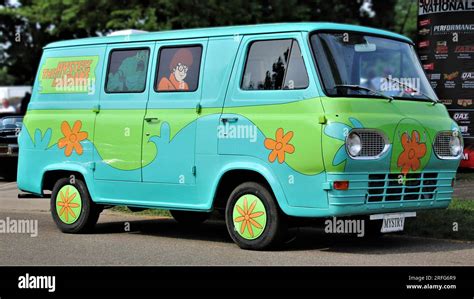 Scooby Doo Mystery Machine Stock Photo - Alamy