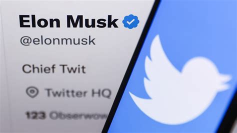 A Verified Badge On Twitter May Cost Users $20 A Month, Report Says