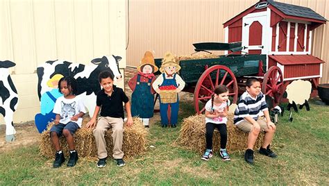 Eastern Elementary takes a trip to the fair - Washington Daily News ...