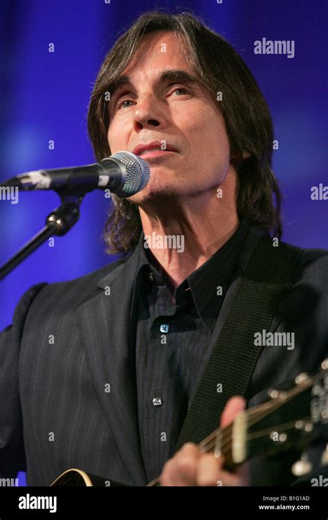 Jackson browne guitar hi-res stock photography and images - Alamy