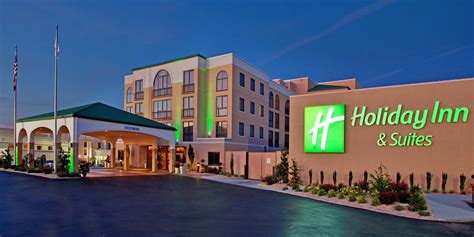 Hotels near Bass Pro Springfield, MO | Holiday Inn & Suites Springfield - I-44