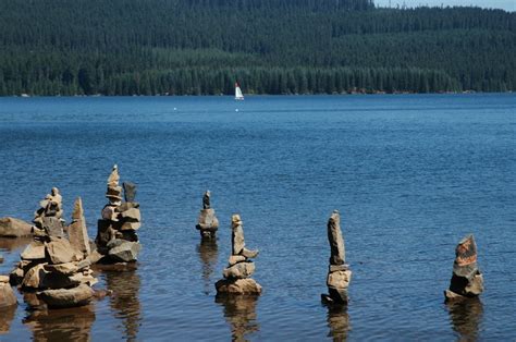 Timothy Lake south of Mount Hood beckons hikers who like loops | OregonLive.com