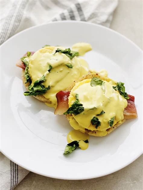 Vegan Eggs Benedict (Gluten-Free) - The VGN Way