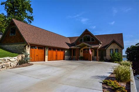 Rustic Mountain House Floor Plan with Walkout Basement