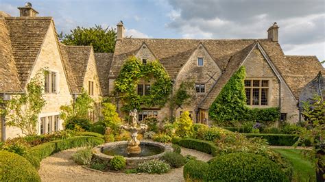 An English Country Estate Features the Best of Old and New – DIRT