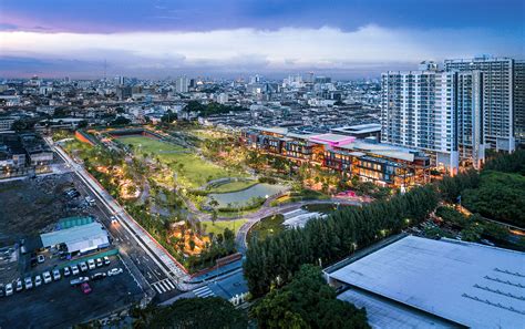 Chulalongkorn University Centenary Park - green infrastructure for the city of Bangkok