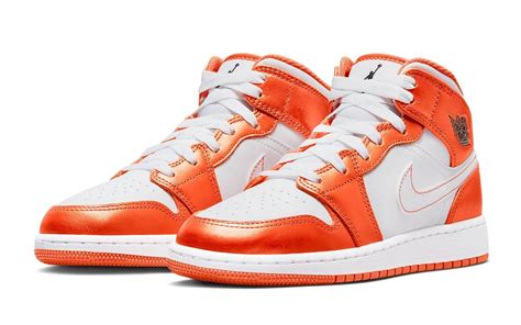 Air Jordan 1 Mid "Electro Orange" Arrives August 18th | HOUSE OF HEAT