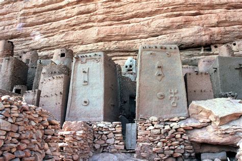 dogon architecture | rock cave or made with stone, mud, straw, wooden rods house (yani ben de ...