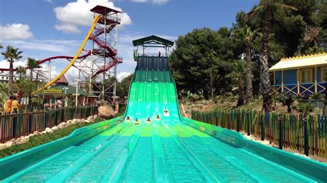 Compitiendo en el Costa Caribe Aquatic Park - PortAventura - tobogán ...