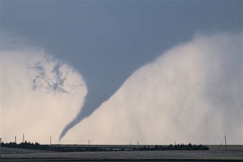 Extreme weather: Tornado clusters doubled in size in 50 years and no ...