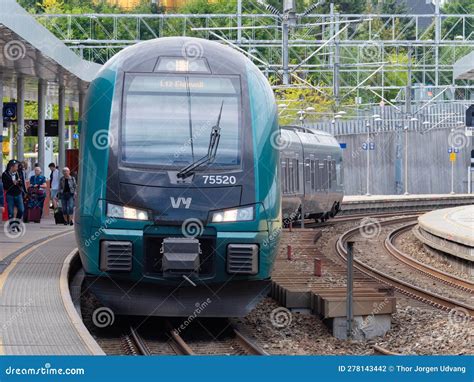 Stadler Flirt Regional Train with Vy Livery in Norway Editorial Photography - Image of passenger ...