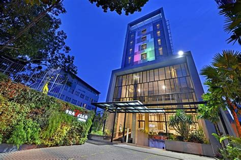 Travello Hotel Bandung in Indonesia - Room Deals, Photos & Reviews