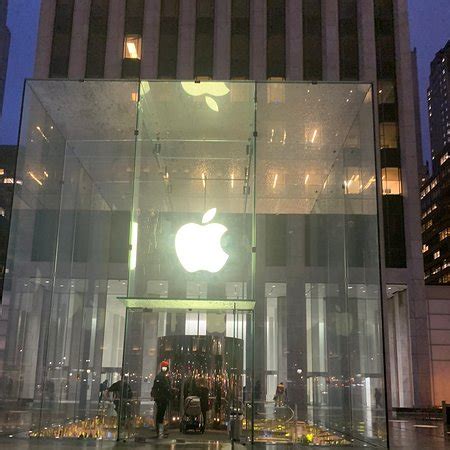 Apple (New York City) - 2021 All You Need to Know BEFORE You Go (with ...