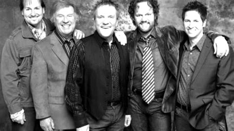 Gaither Vocal Band (David Phelps) - He's Alive - YouTube