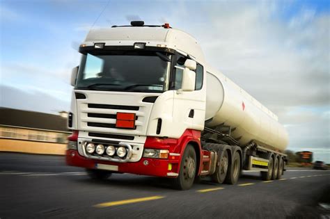 Tanker Trucks to carry your liquid loads - Truck & Trailer Blog