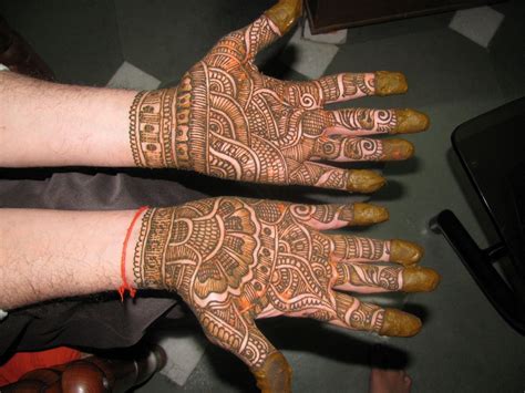 henna mendhi on palms and hands of guys men grooms Henna Designs For Men, Wedding Henna Designs ...