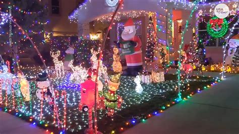 Christmas lights: Man creates winter wonderland at New Mexico home