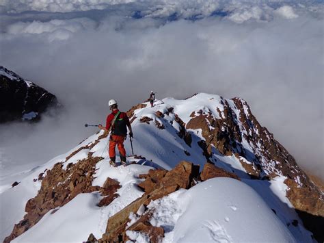 Illimani Summit – Bolivia Discovery | Climbing