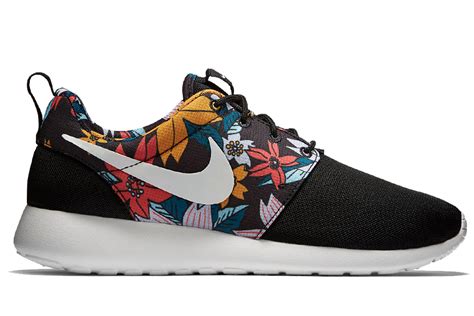 Nike Roshe Run Floral Print | Lyst