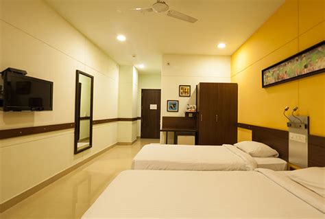 Budget Hotels Near Powai, Mahakali Caves - Ginger Hotels