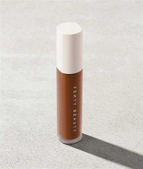 15 Best Concealers For Dry Skin: Hydrating Undereye Concealers