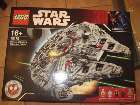 Lego Star Wars Ultimate Collector's Millennium Falcon (10179) for sale ...