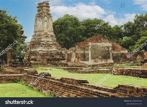 Old Chedi Old Temple Lopburi Historical Stock Photo 2182705761 ...