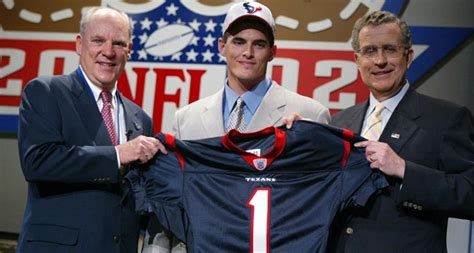 Lounging Pass: Grading the 2002 NFL Draft