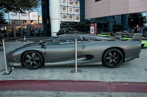 SEMA: Tuned Up Jaguar XJ220 Up For Sale - Gallery | Top Speed