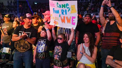 WWE: Fans return for Money in the Bank, SummerSlam - Sports Illustrated