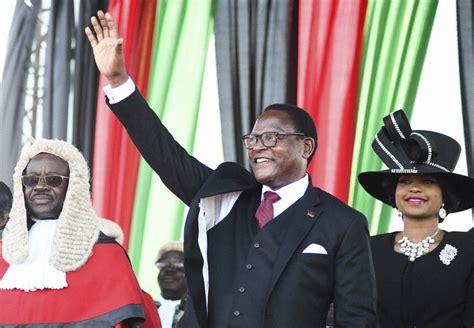 Lazarus Chakwera inaugurated as Malawi's new president - The Mainichi