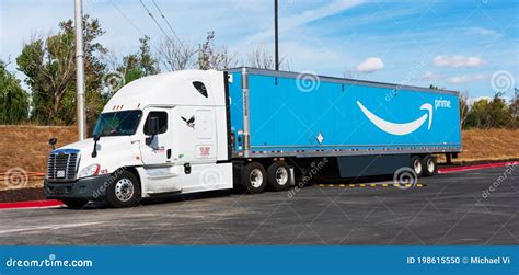 Amazon Prime Delivery Truck at Amazon Fulfillment Center Editorial Image - Image of online ...