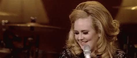 Adele Laughing GIF - Adele Laughing Lol - Discover & Share GIFs