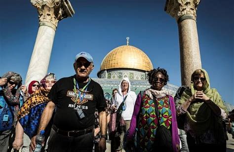 Israeli Tourism Sets New Record with 2 Million Visitors | United with Israel