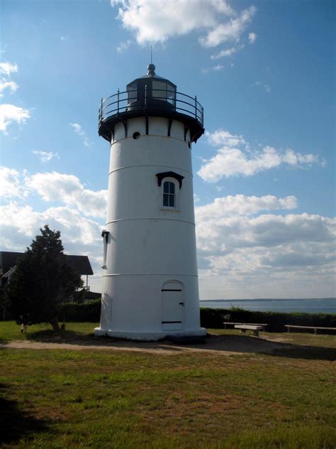 West Chop Light, Martha's Vineyard | Lighthouse, Marthas vineyard, Cool ...