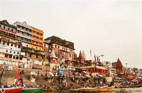 5 Ways to Experience Varanasi: Culture, Food & Wrestling