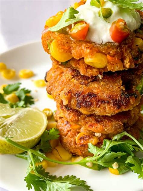 Easy Cheesy Corn Fritters - RecipeMagik