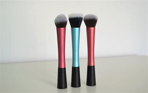 Affordable Treats: eBay Makeup Brushes