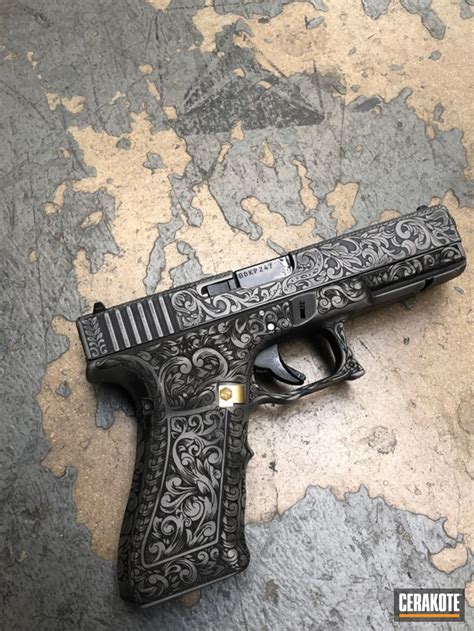 LAser Engraved Glock 17 and Cerakoted with H-139 and H-190 by ABELARDO ROMAN | Cerakote