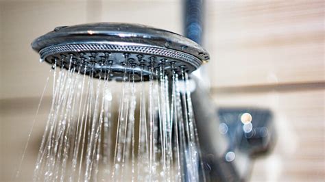 4 Ways To Fix A Leaking Shower Head ‐ Fixed Today Plumbing